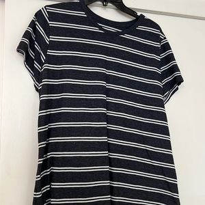 Women’s Time and Tru T-Shirt Size XL